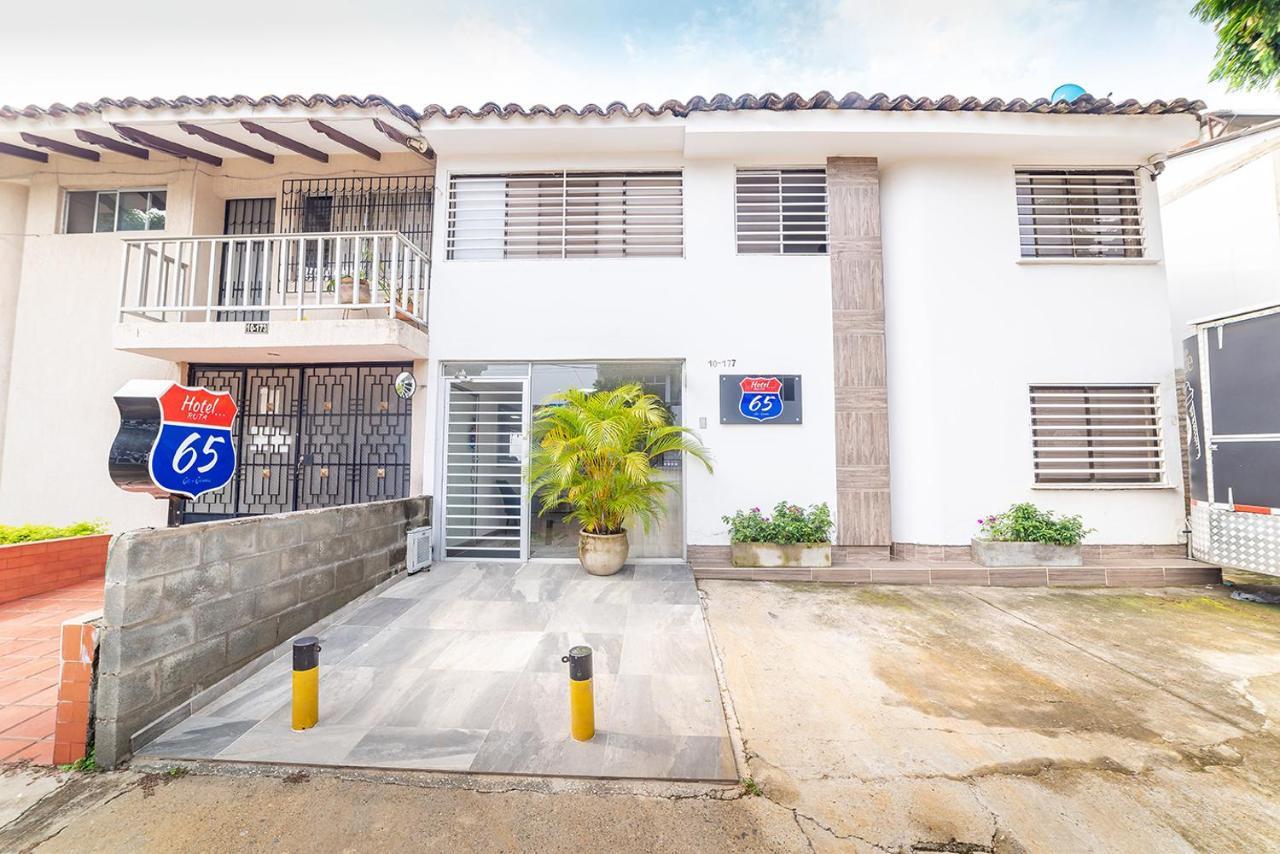 Ayenda Ruta 65 Hotel กาลี ภายนอก รูปภาพ